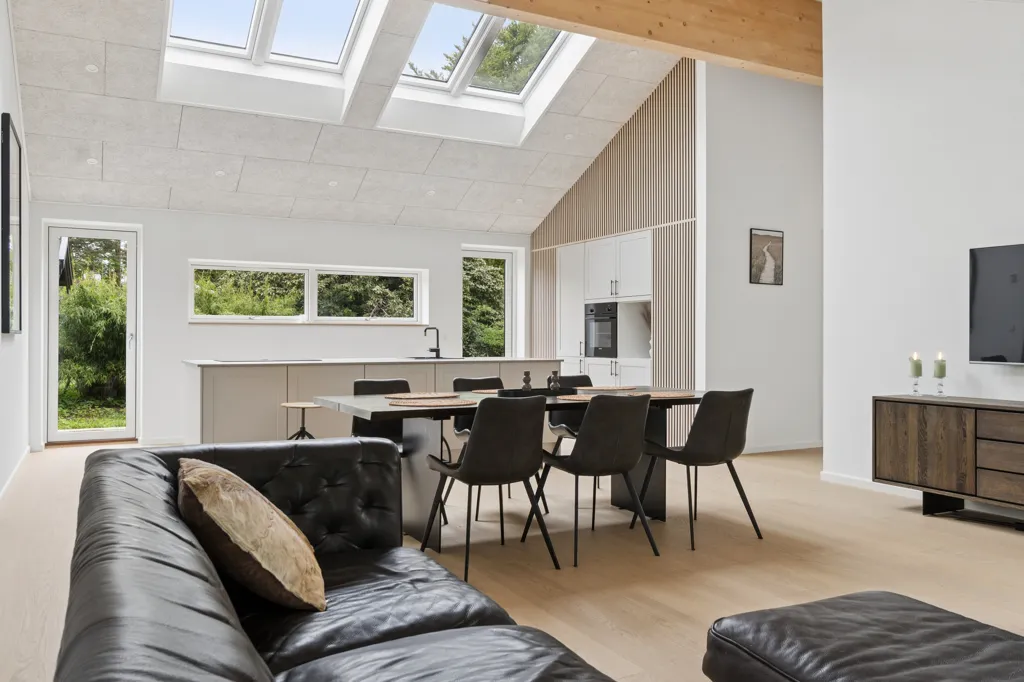 Séjour - New Summerhouse with Large Windows in Asserbo