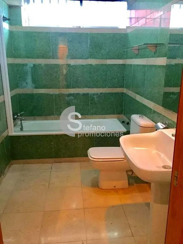 Bathrooms - Chalet with Terrace in Pedregalejo, Málaga
