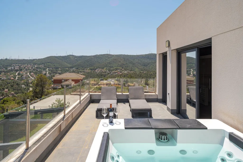 Terrass - Luxury Villa with Spa in Olesa de Bonesvalls