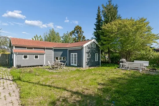 Aed - Cottage with Garden in Glostrup