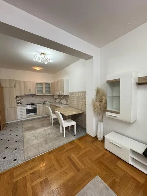 Elutuba - Flat for 15 Workers in Gornja Dubrava