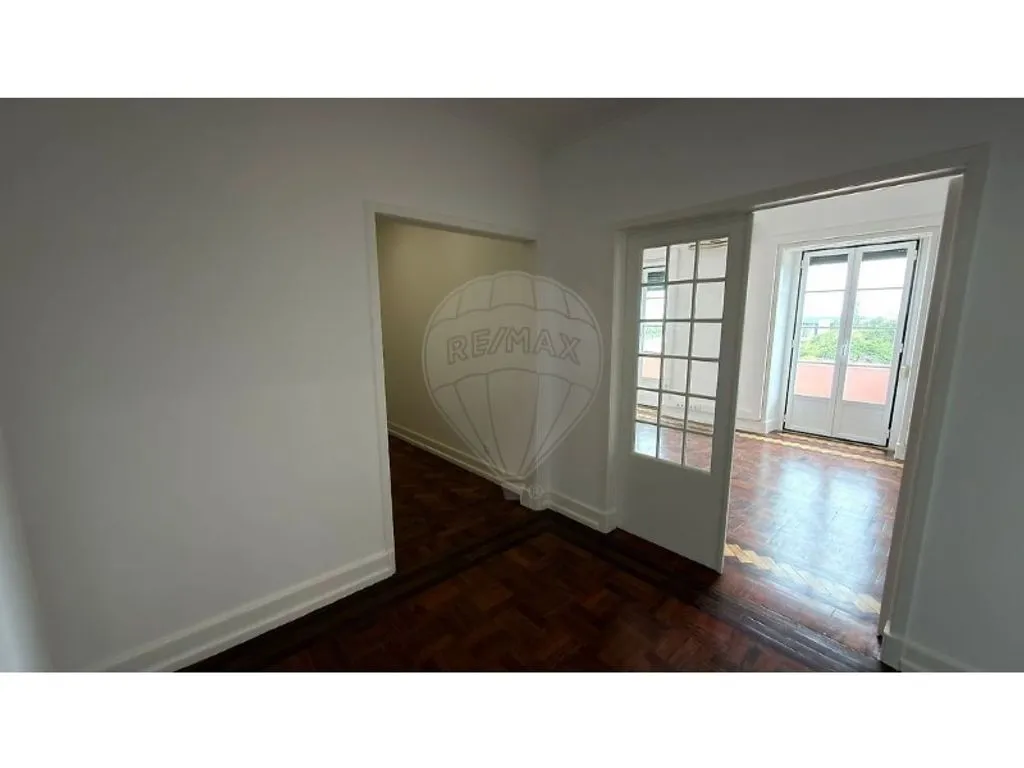Pièces - Refurbished Office Space in Lisbon City Centre
