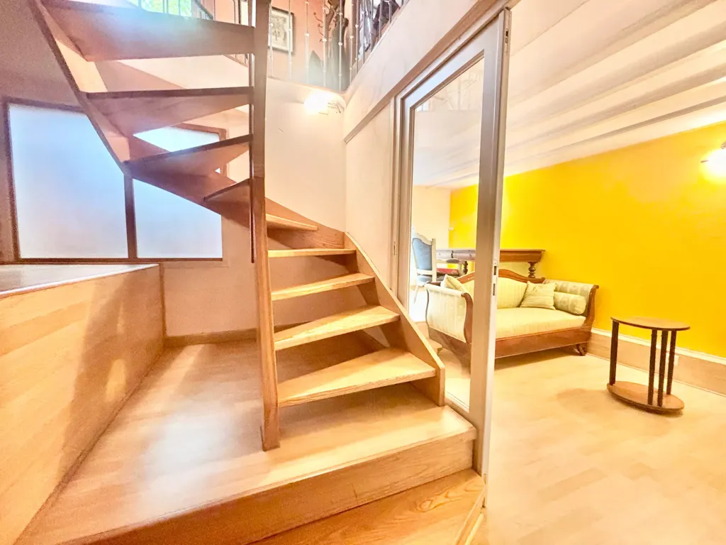 Pièces - Maison de Charme avec Garage à Grenoble
