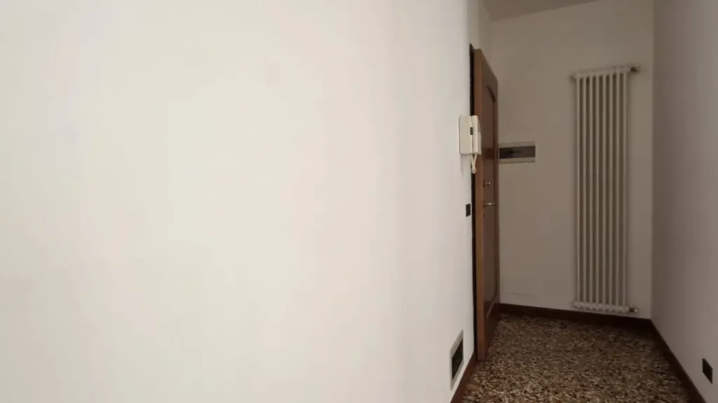 Esik - Elegant Two-Bedroom with Studio in Vicenza