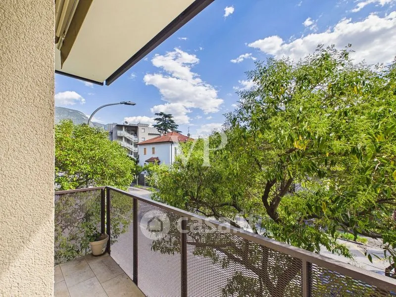 Rõdu - Modernised Apartment with Balcony in Merano