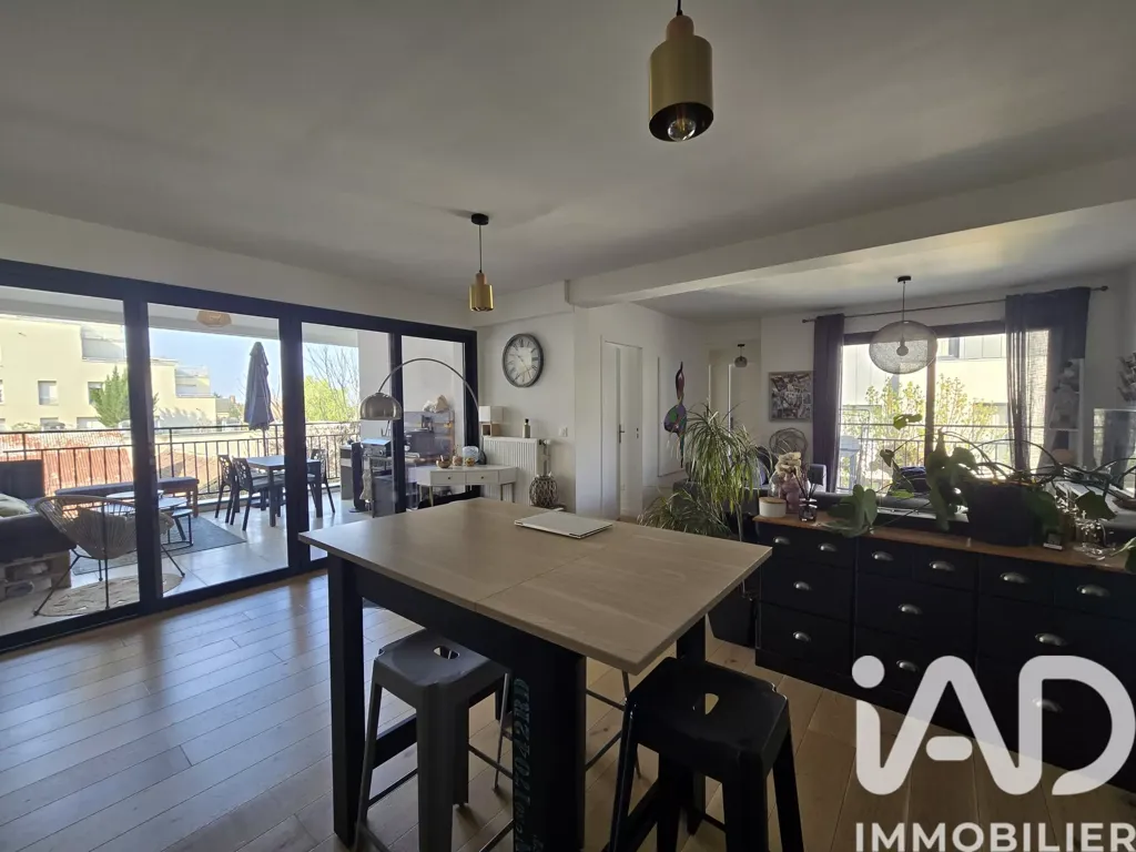 Köök - Modern Flat with Terrace in Chartres Centre
