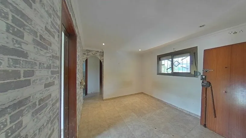 Esik - Functional Flat with Tour in Barcelona