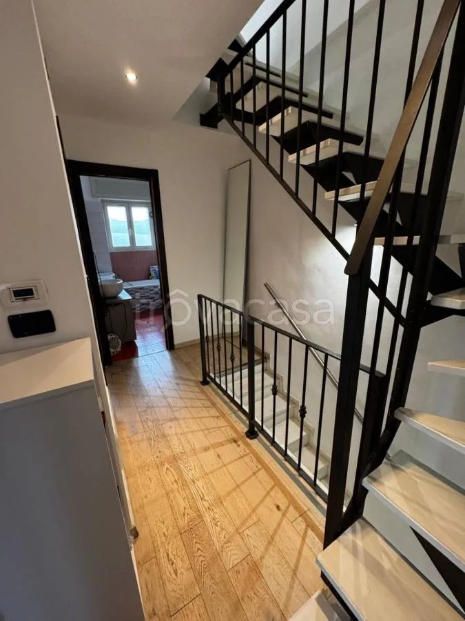 Pièces - Rear-Access Villa with Garden in Torino