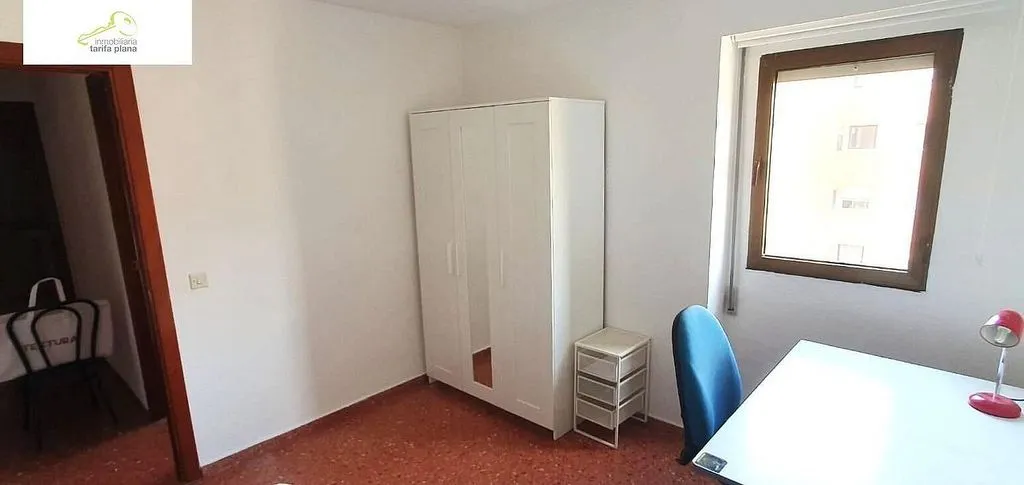 Chambres - Fully Furnished Flat with Garden in Benimaclet