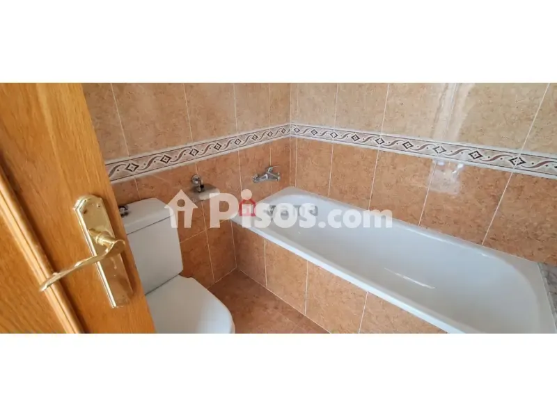 Vannitoad - Ample Flat with Balcony in Castellón