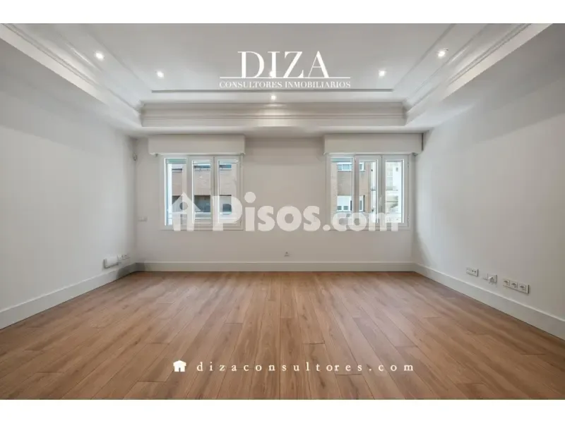 Magamistoad - Contemporary Flat with Pool in Evaristo San Miguel