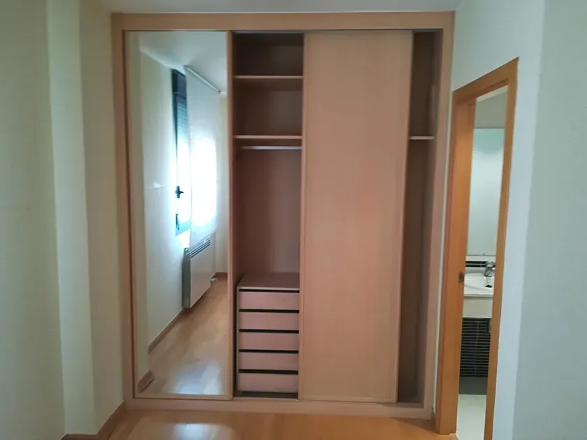 Rooms - Semi-New Flat with Terrace in El Rabal, Zaragoza