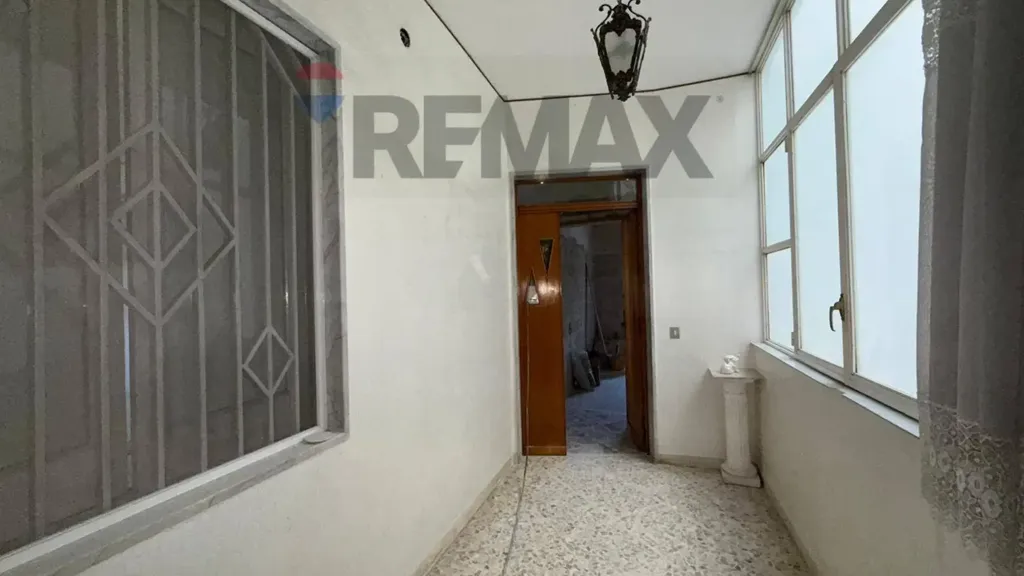 Ingresso - Three-Bedroom Apartment with Balcony in Modugno