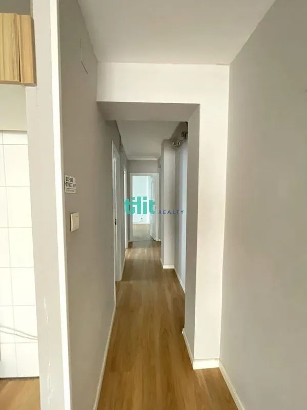 Esik - Apartment with Garage in Paseo de los Puentes