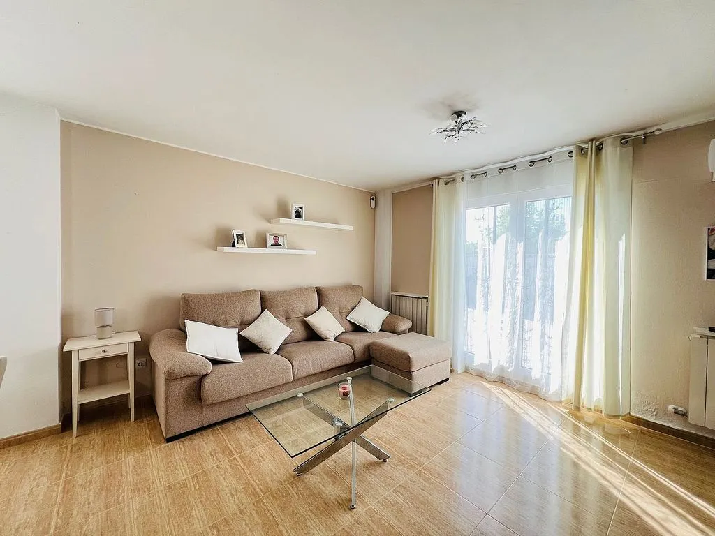 Elutuba - Chalet with Pool and Terrace in Pinseque