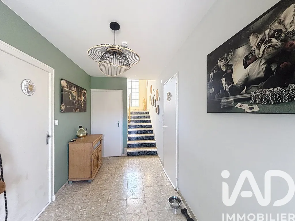 Hallway - Traditional House with Pool in Cousance