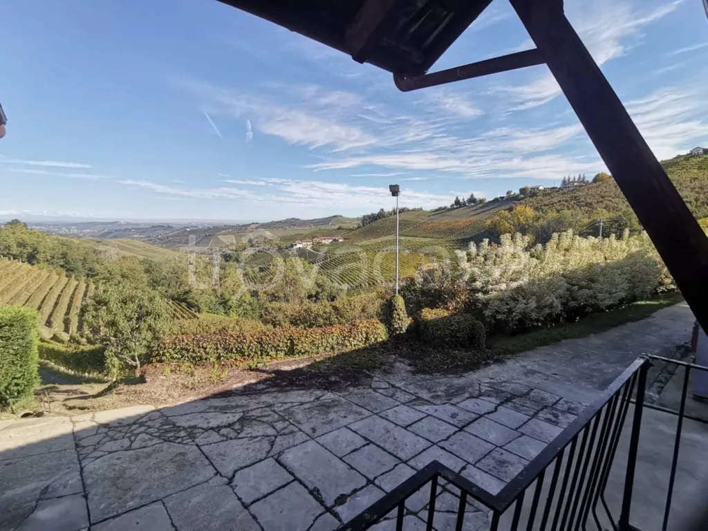 Terrasse - Cascina with Vineyard View near Alba