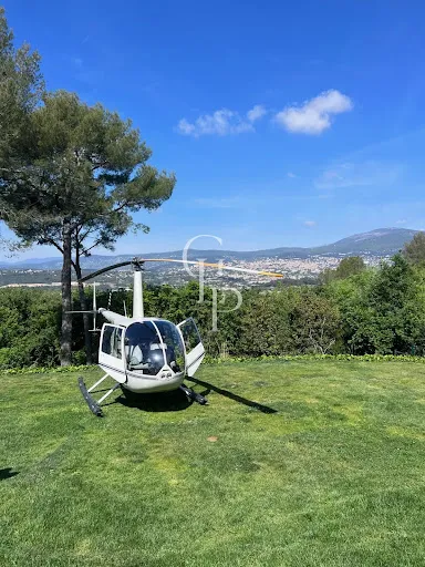 Jardin - Villa de Luxe avec Piscine à Mouans Sartoux