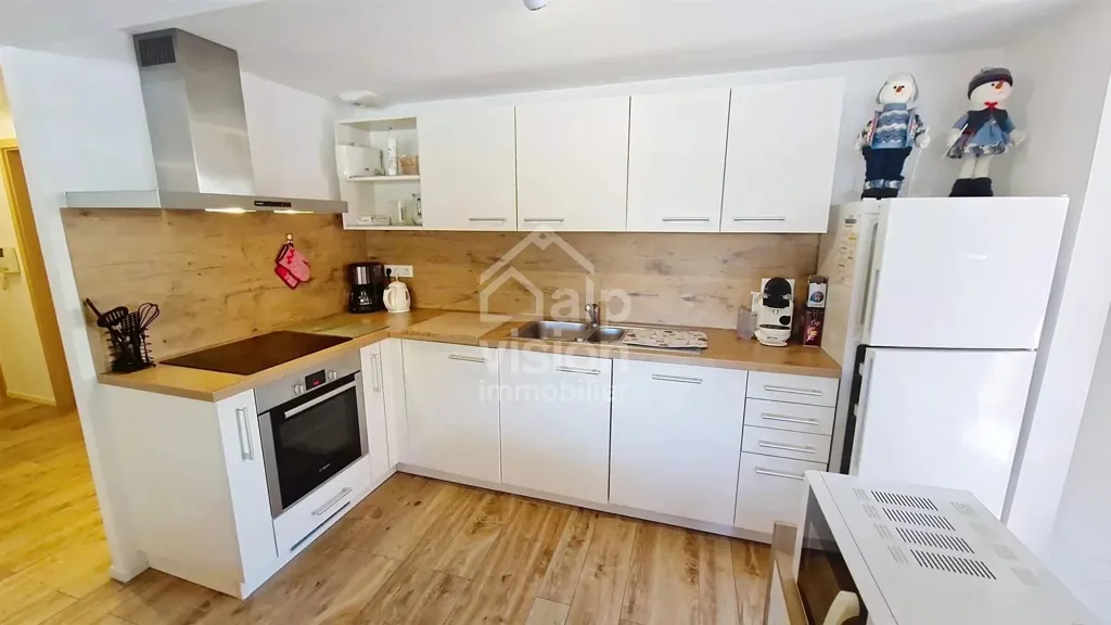 Cuisine - Appartement Neuf avec Balcon et Vue Montagne à Châtel
