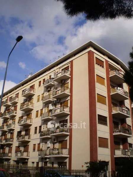 Exterior - Student-Friendly Flat with Balconies in Messina