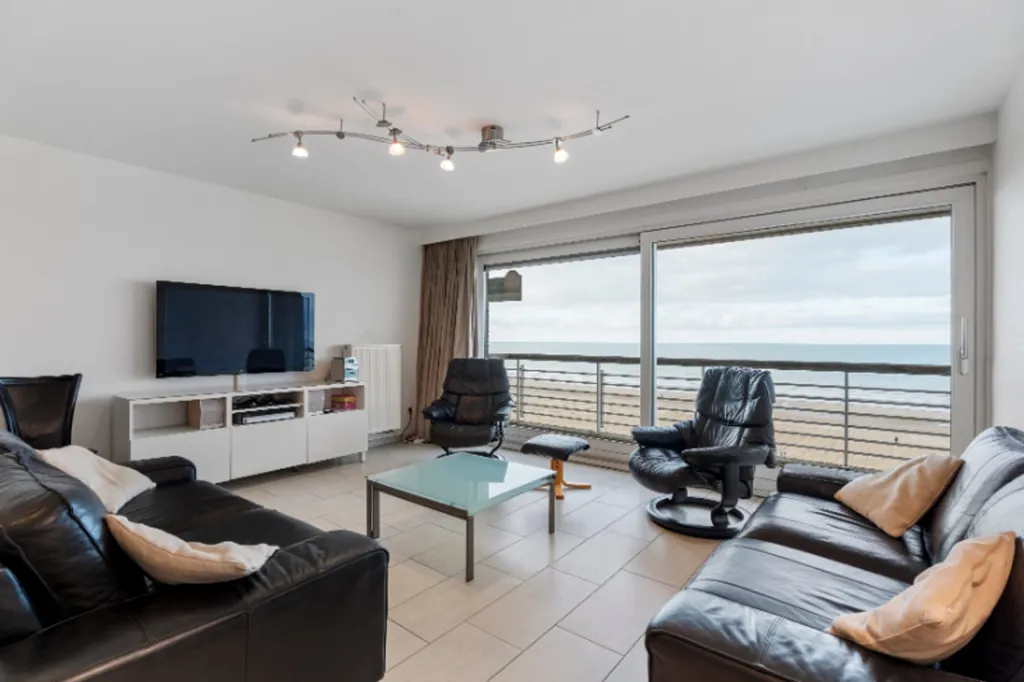 Soggiorno - Light-Filled Apartment with Sea View in Digue Centre