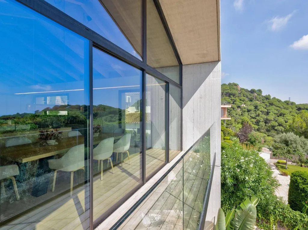 Balcon - Luxury Villa with Sea Views in Cabrils