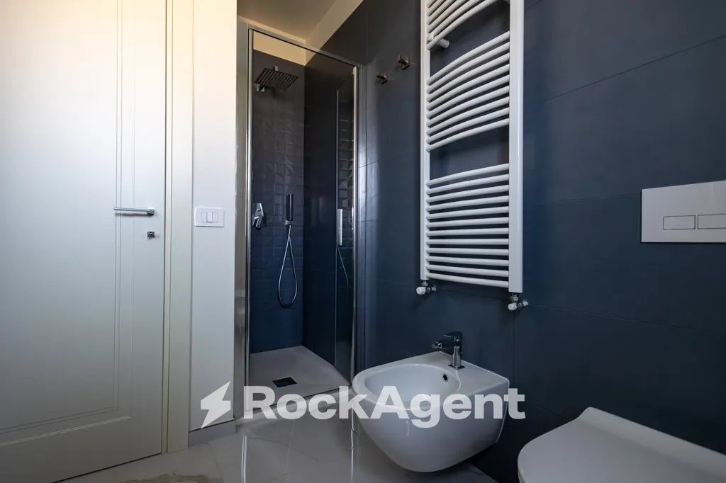 Salles de bain - Modernised Apartment with Balcony in Catanzaro