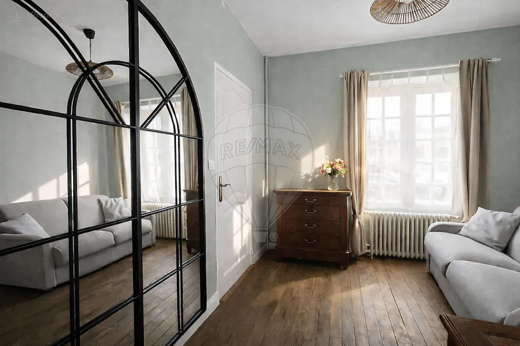 Living Room - Charming 1920s House with Garden in Senlis