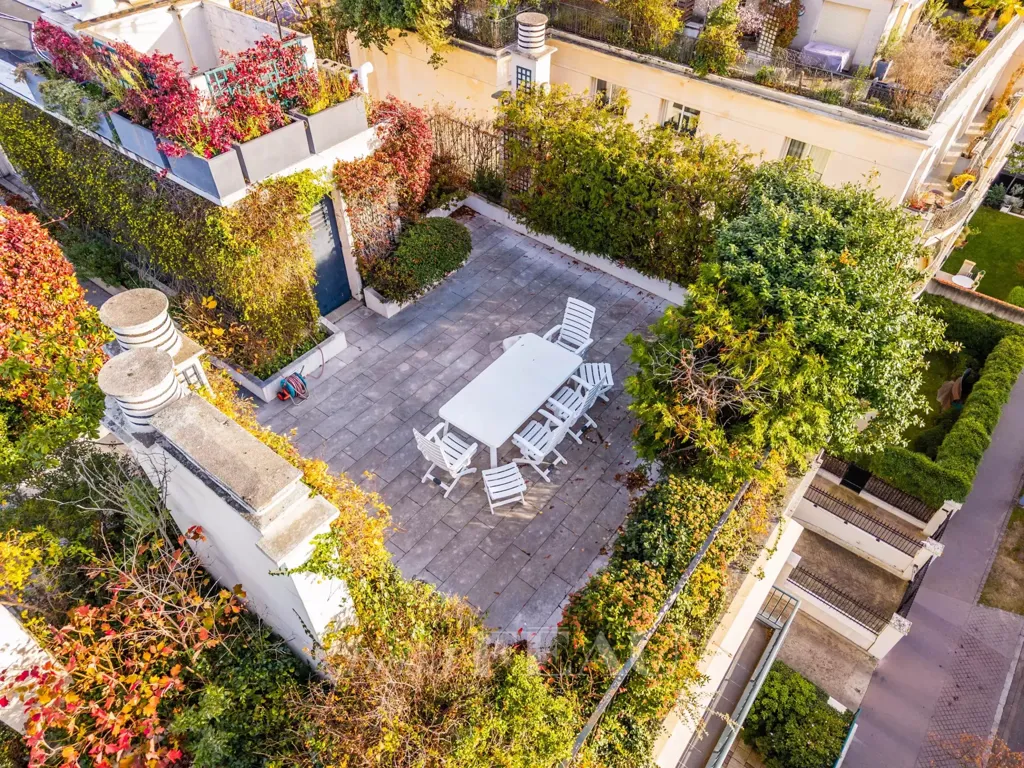 Vue aérienne - Triplex avec Terrasse Panoramique à Neuilly-sur-Seine
