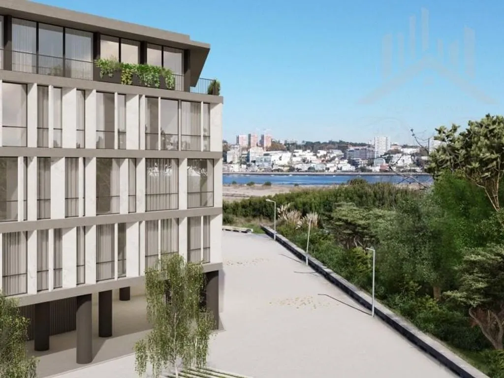 Luxury Flat with Waterfront Views in Vila Nova de Gaia