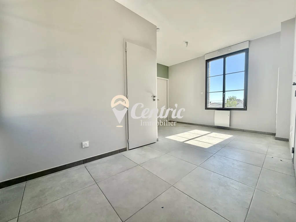Toad - New Flat with Parking in Bressuire Centre