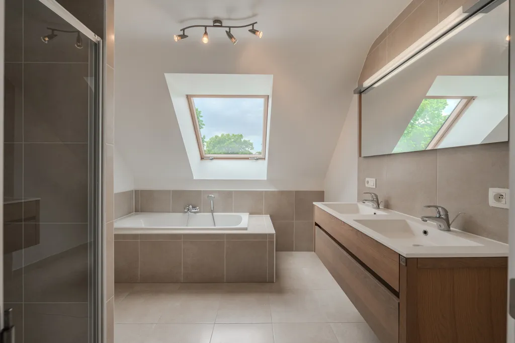 Bagni - Energy Efficient House with Garden in Saint-Jean