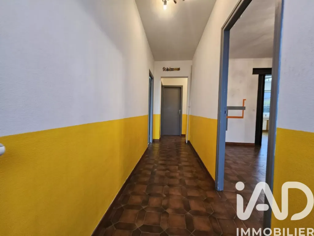 hallway_entrance