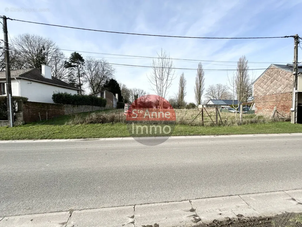 Esterno - Buildable Land with Garden in Francastel