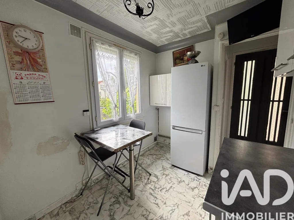 Cuisine - Maison avec jardin à Noisy-le-Grand