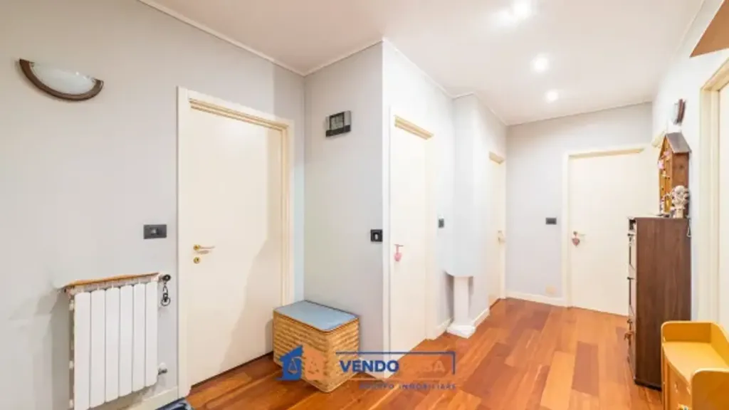 Entrée - Quadruplex Apartment with Balcony in Carmagnola
