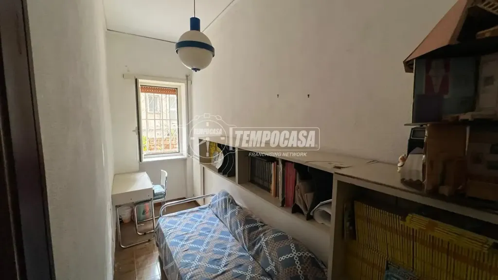 Chambres - 5-Bedroom Apartment with Lift in Naples