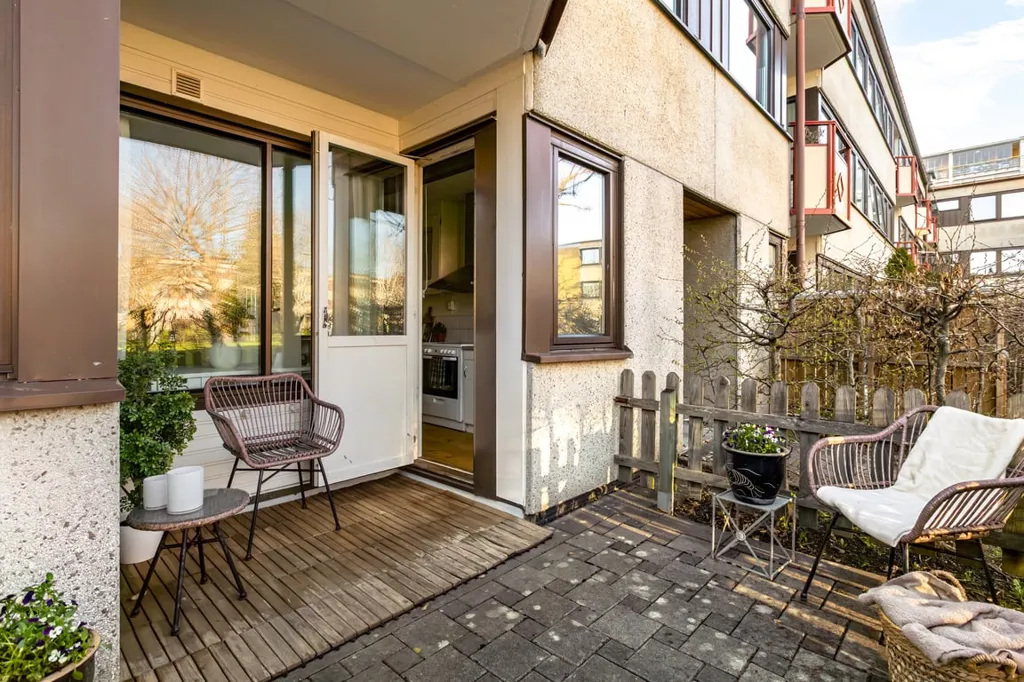 Balcon - Efficient Apartment with Private Terrace in Göteborg