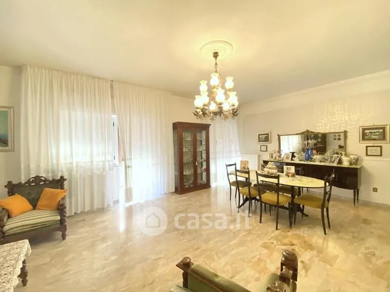Sala da pranzo - Apartment with Balcony in Laterza
