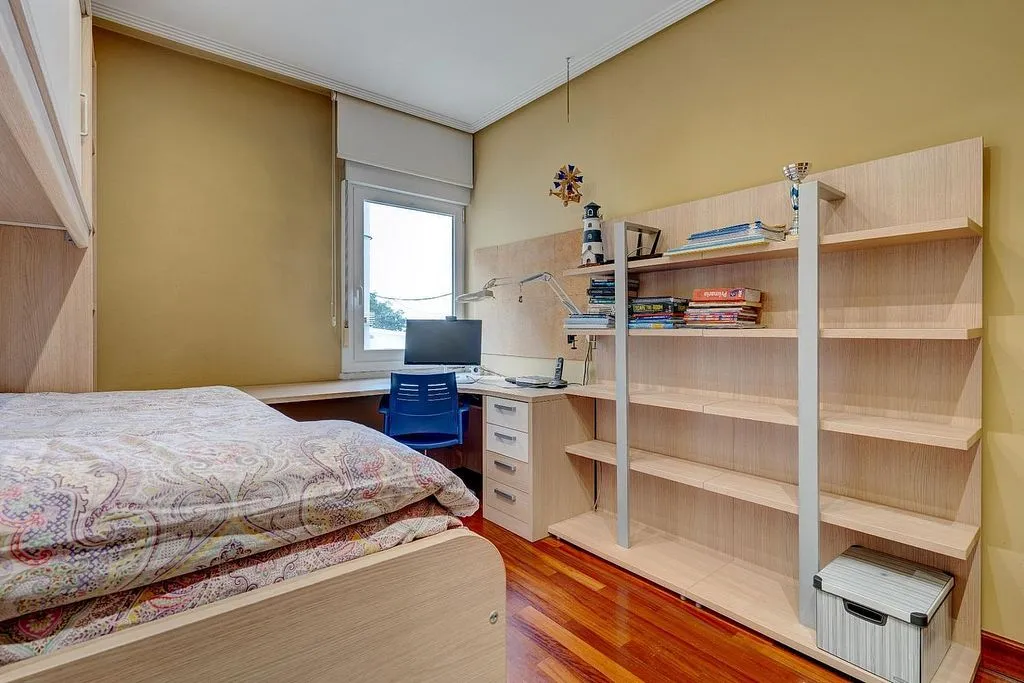 Magamistoad - Spacious Flat with Views in San Roque