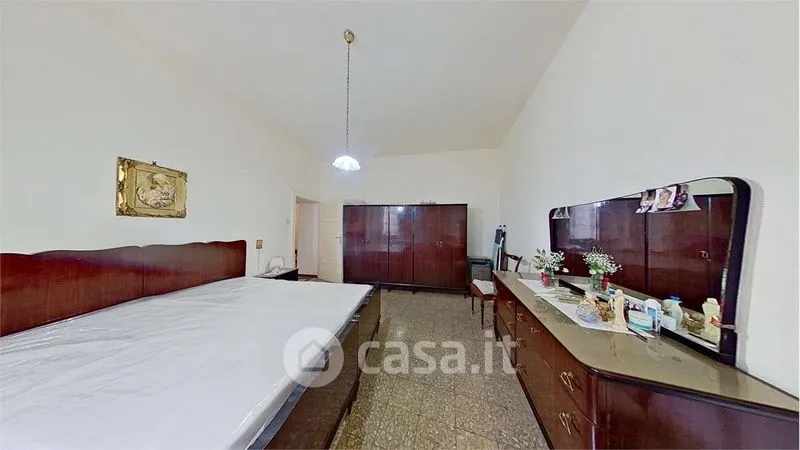 Chambres - Spacious Apartment with Balcony in Buti