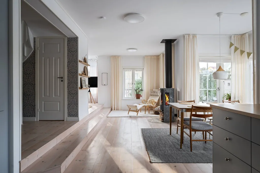 Salle à manger - Renovated Villa with High Ceilings on Dalarö