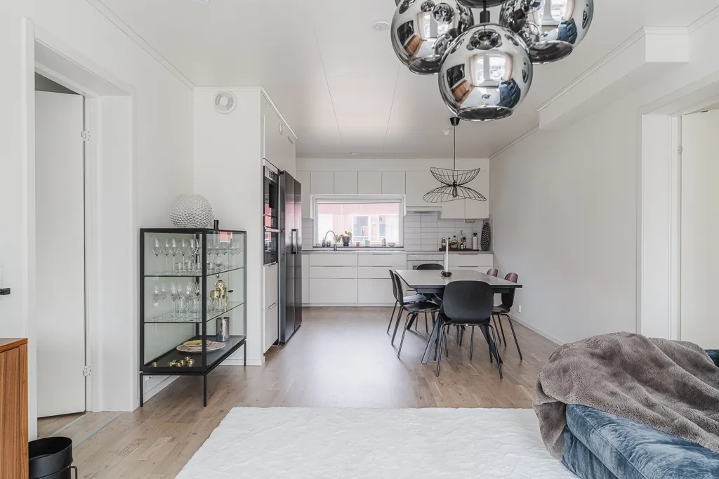 Söögituba - Modern Flat with Solar in Gamla Bålsta
