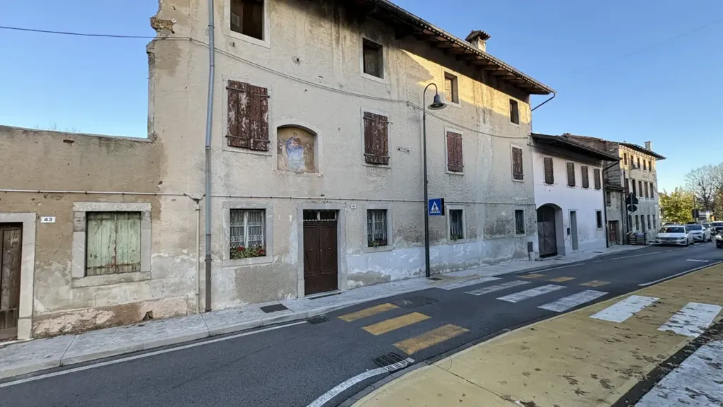 Extérieur - Rustic Property for Customisation in Pradamano