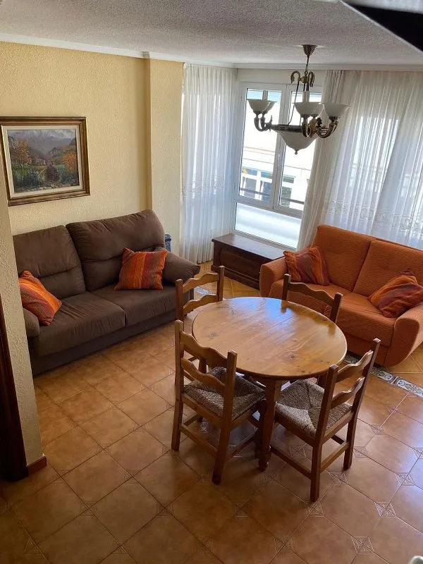 Salle à manger - Apartment with South-Facing Terrace in Noja