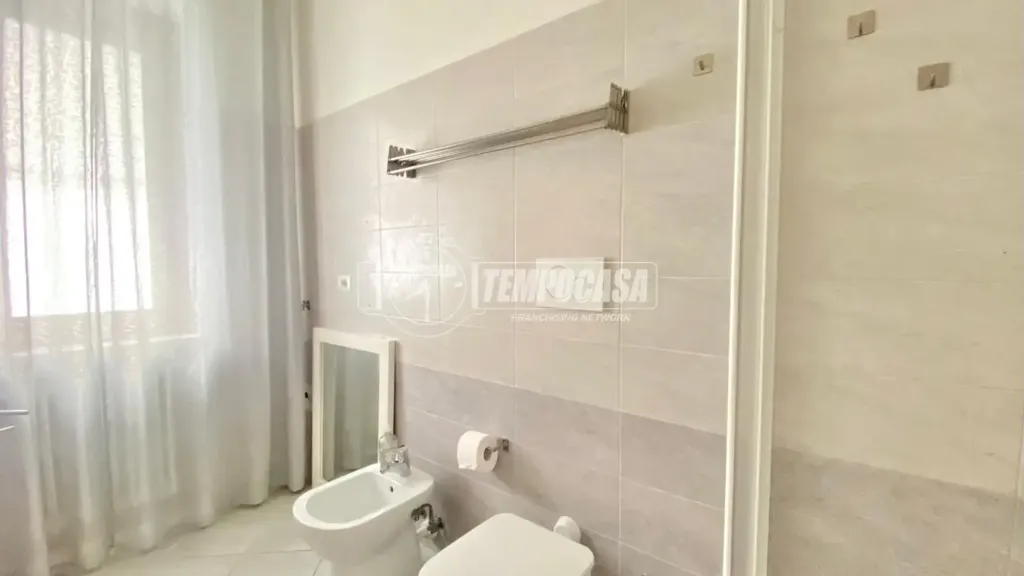Vannitoad - Apartment with Terrace in Piazza Castello, Ciriè