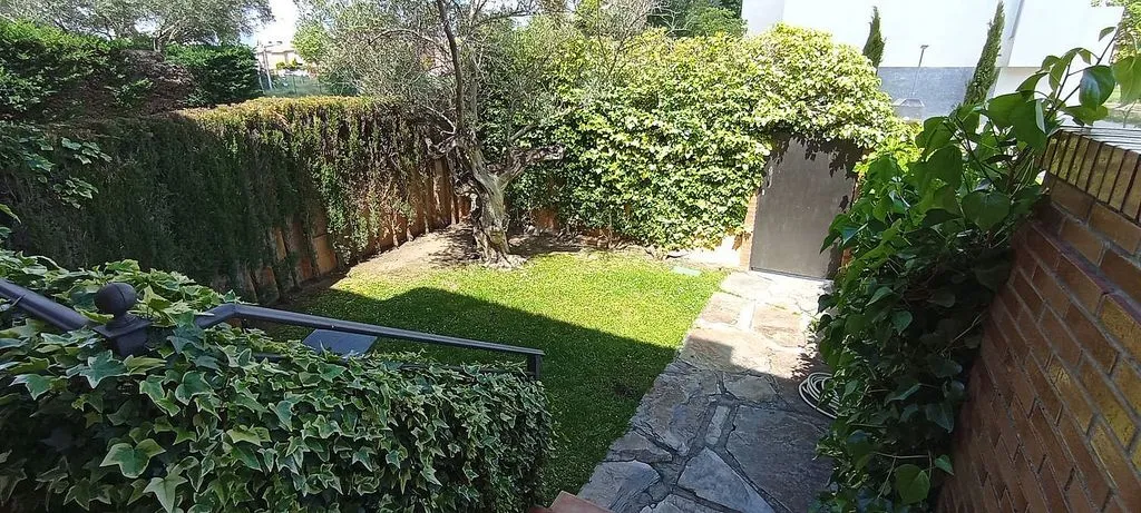 Garden - Chalet with Pool and Terrace in Simancas