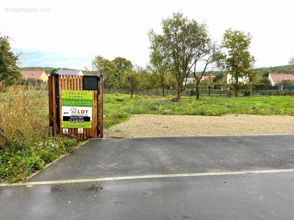 Aed - Customisable House Plot in Bazicourt