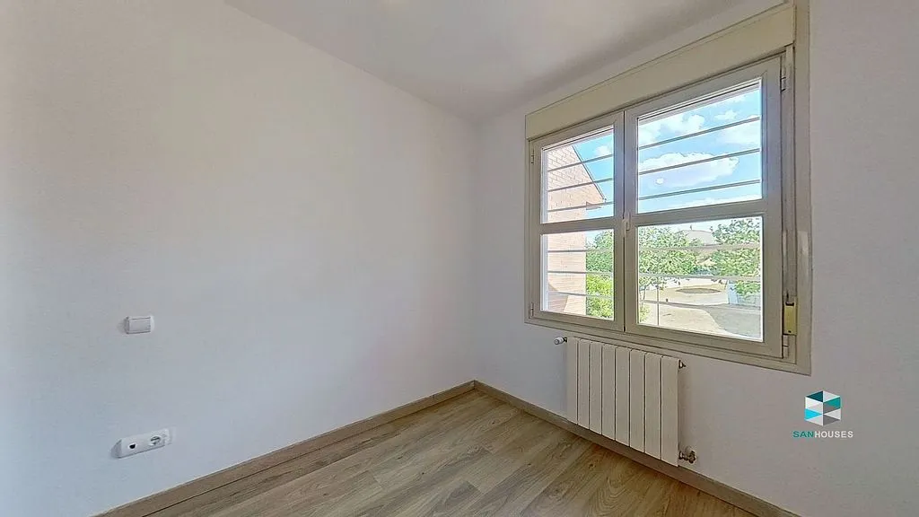 Toad - Terraced House with Pool in Miramadrid