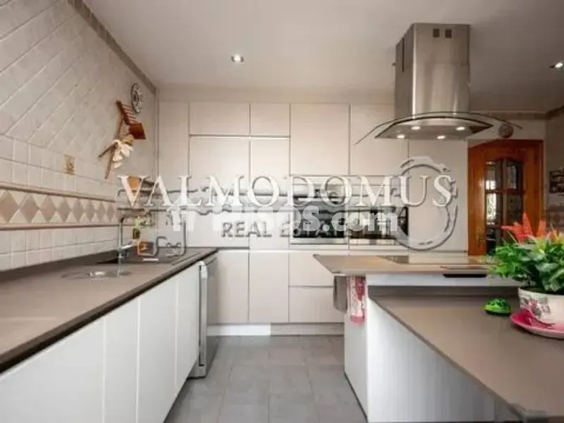 Cuisine - Chalet with Design Pool in Coimbra-Guadarrama
